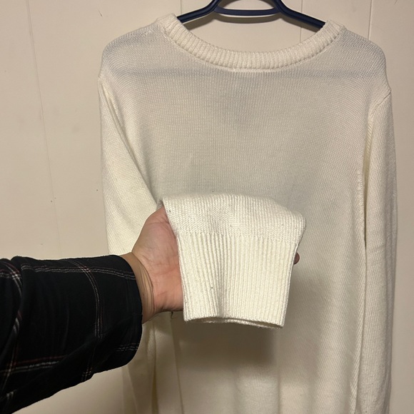 BNWT official licensed Torrid WhiteHogwarts sweater official. Harry Potter. - Picture 4 of 4